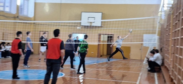 "Президентские спортивные игры" по волейболу